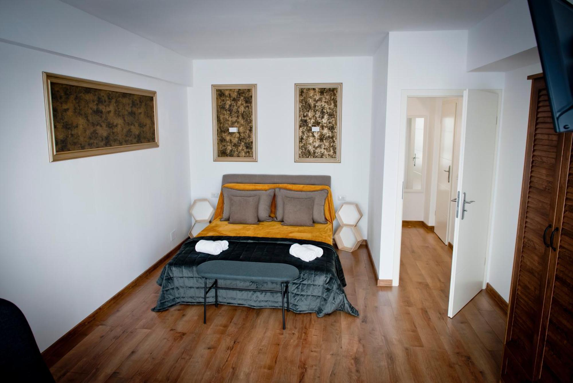 Sibiu Lotus Apartments Δωμάτιο φωτογραφία